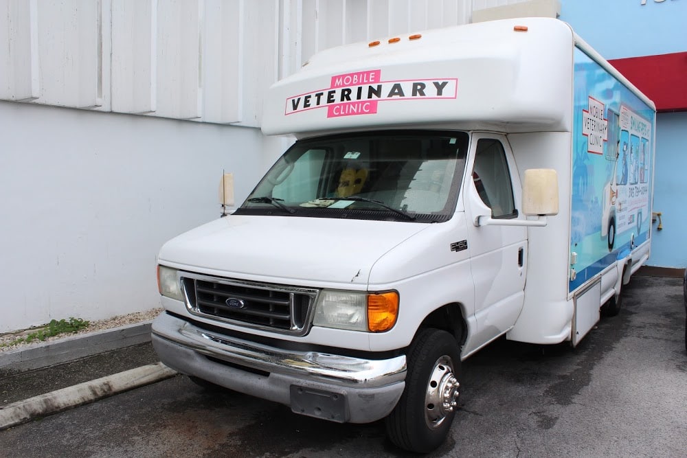 Smiling Pets Animal Clinic and Mobile Vet Clinic
